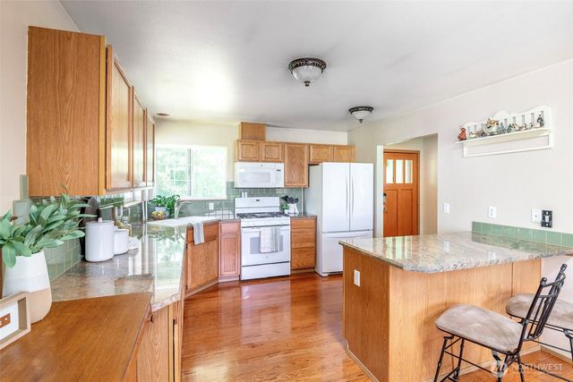 17607 Vine Lane SE, Yelm, WA 98597