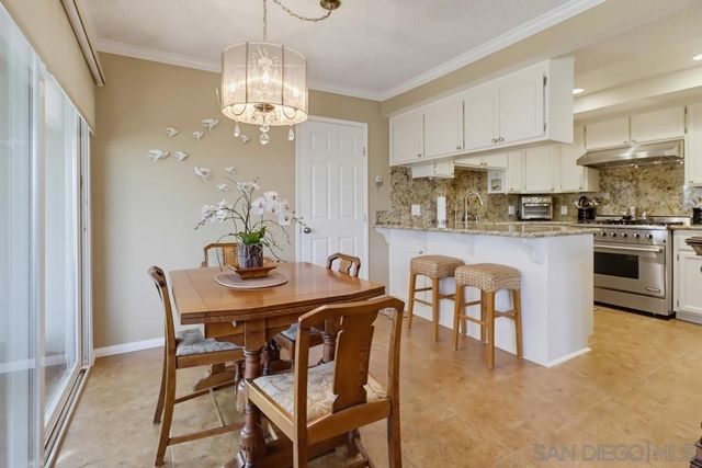 13206 Saddle Ridge Rd, Lakeside, CA 92040