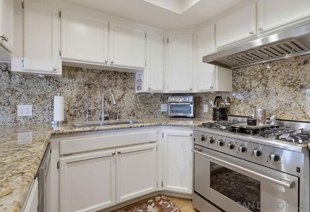 13206 Saddle Ridge Rd, Lakeside, CA 92040