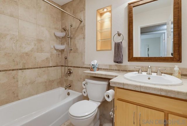 13206 Saddle Ridge Rd, Lakeside, CA 92040