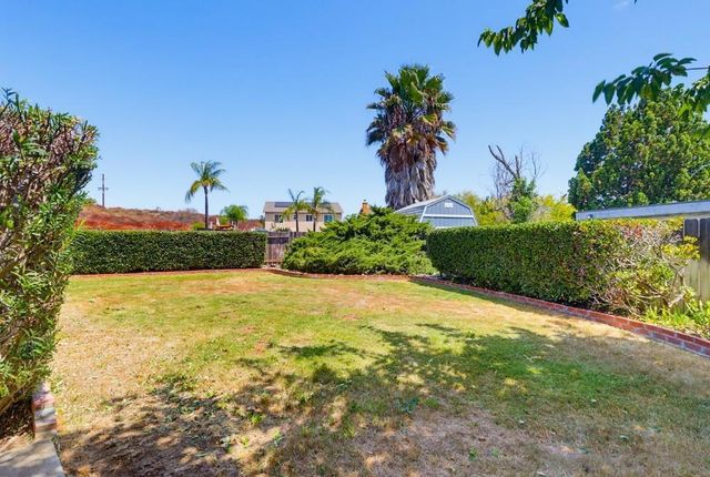 13206 Saddle Ridge Rd, Lakeside, CA 92040