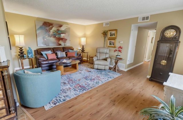 13206 Saddle Ridge Rd, Lakeside, CA 92040