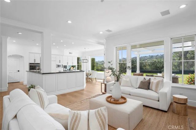 15 Canada Oaks, Coto De Caza, CA 92679