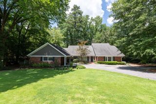 3435 Valley NW Road, Atlanta, GA 30305
