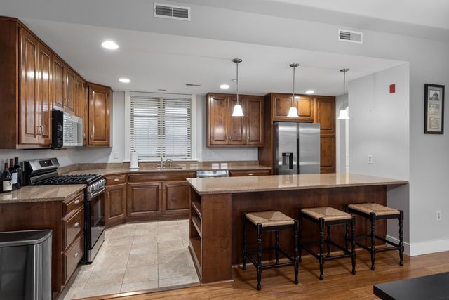 9029 Terrazza South Court, Dublin, OH 43016