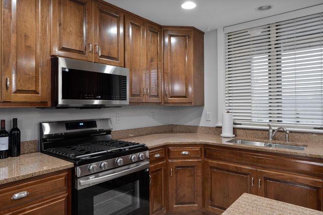 9029 Terrazza South Court, Dublin, OH 43016