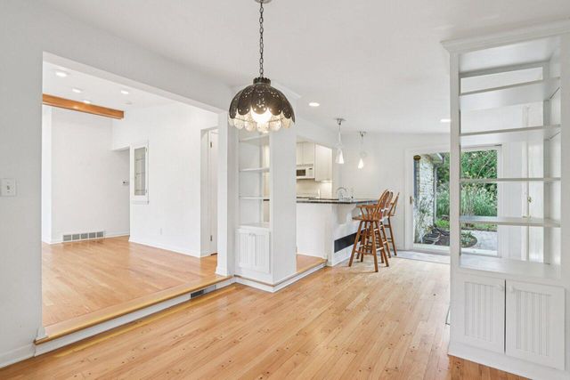 5105 W Arrowwood ROAD, Mequon, WI 53092