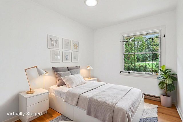 5105 W Arrowwood ROAD, Mequon, WI 53092