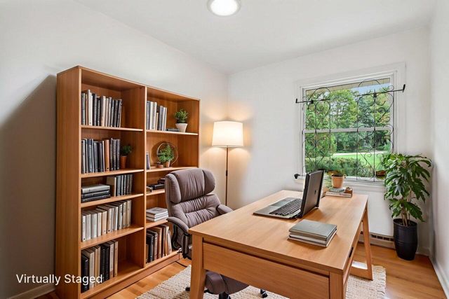 5105 W Arrowwood ROAD, Mequon, WI 53092