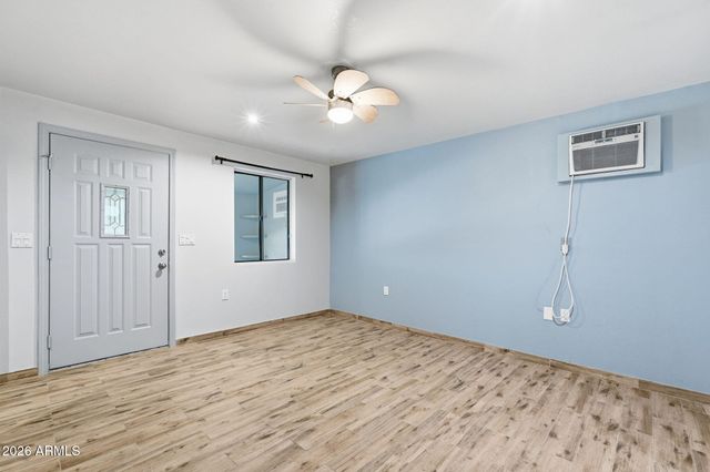 7314 S OAK Street, Tempe, AZ 85283