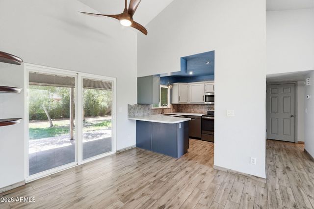 7314 S OAK Street, Tempe, AZ 85283