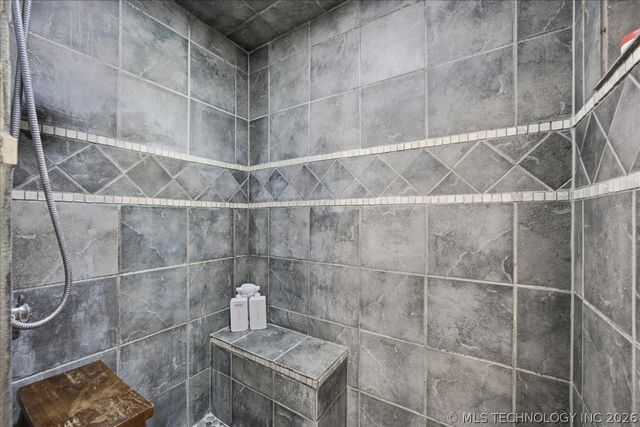 28400 W 51st Street, Sand Springs, OK 74063