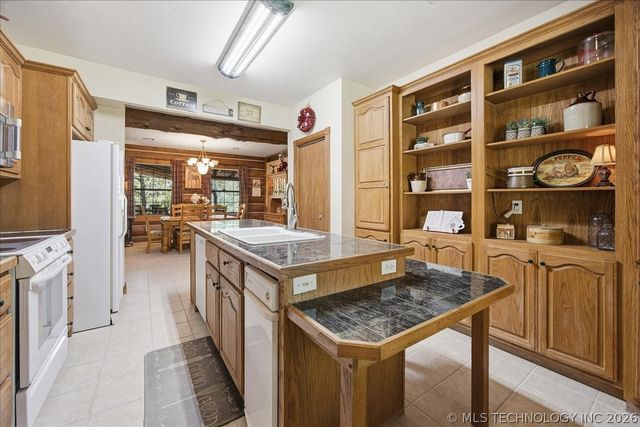 28400 W 51st Street, Sand Springs, OK 74063