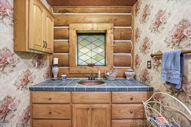28400 W 51st Street, Sand Springs, OK 74063