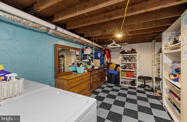 1608 WALL DR, Pasadena, MD 21122