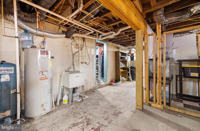 1608 WALL DR, Pasadena, MD 21122