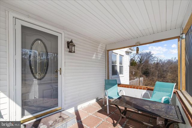 1608 WALL DR, Pasadena, MD 21122