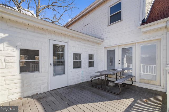 1608 WALL DR, Pasadena, MD 21122