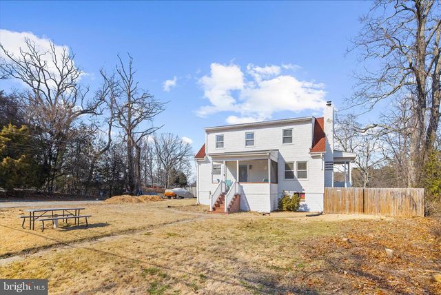 1608 WALL DR, Pasadena, MD 21122