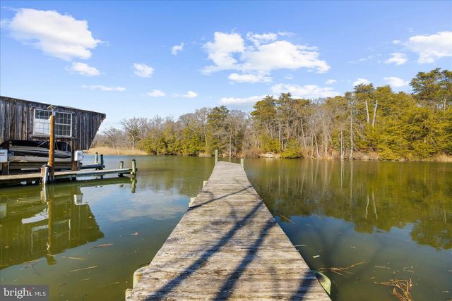 1608 WALL DR, Pasadena, MD 21122