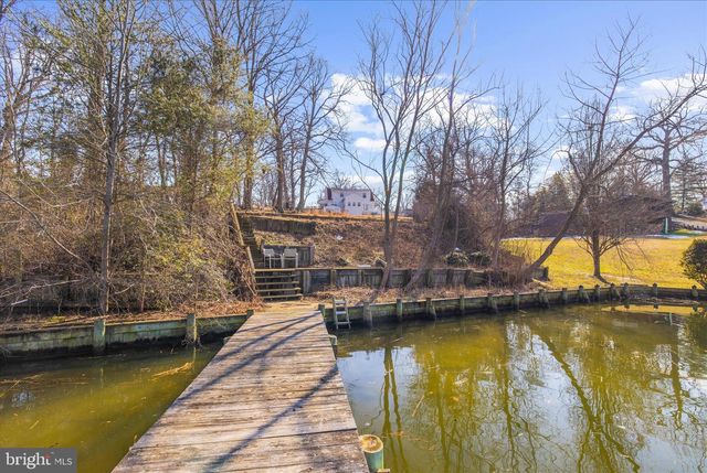 1608 WALL DR, Pasadena, MD 21122