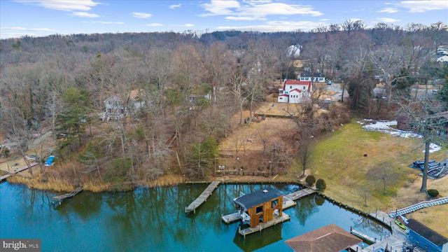 1608 WALL DR, Pasadena, MD 21122