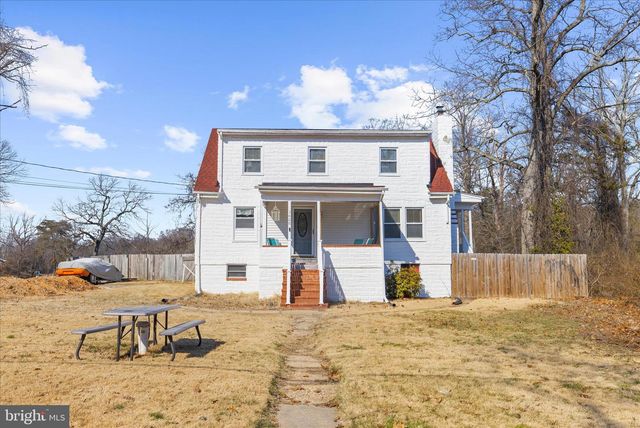 1608 WALL DR, Pasadena, MD 21122