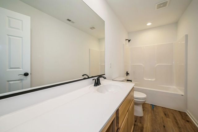 5782 Onyx Avenue, Lowell, IN 46356