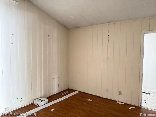 1814 Penbrook Lane, Flint, MI 48507