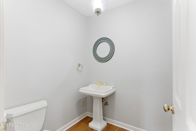 2217 E Emory Rd, Knoxville, TN 37938