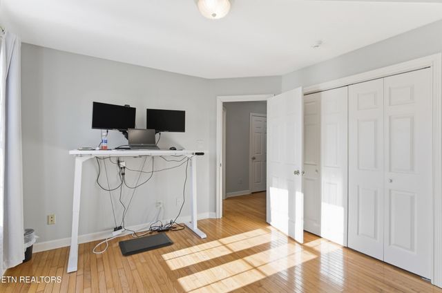 2217 E Emory Rd, Knoxville, TN 37938