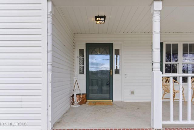 2217 E Emory Rd, Knoxville, TN 37938