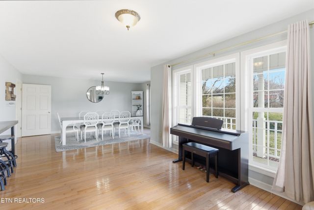 2217 E Emory Rd, Knoxville, TN 37938