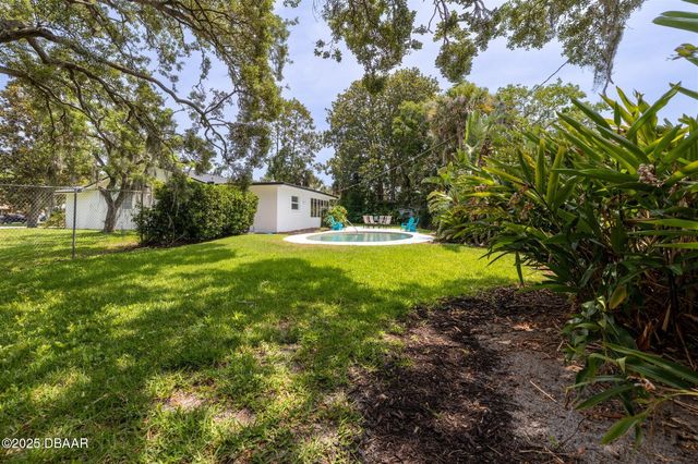 126 Knollwood Circle, Ormond Beach, FL 32174