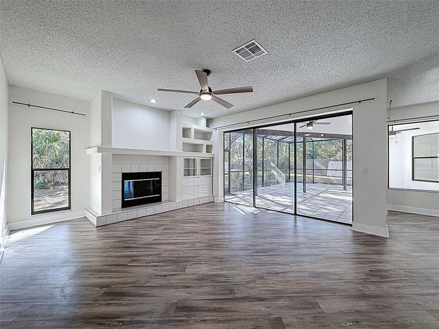 10006 VISTA POINTE DRIVE, Tampa, FL 33635