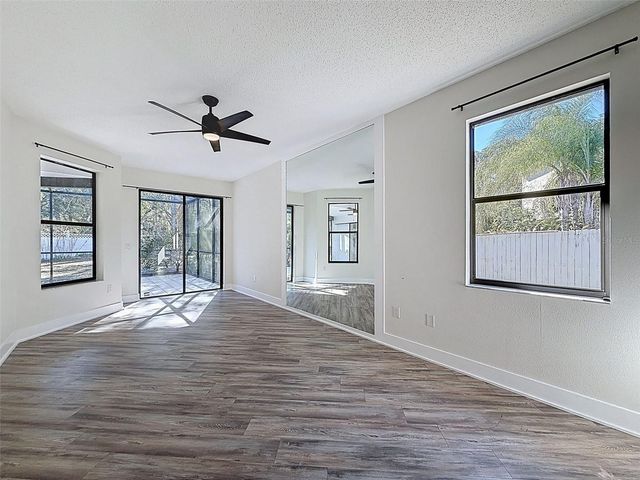 10006 VISTA POINTE DRIVE, Tampa, FL 33635