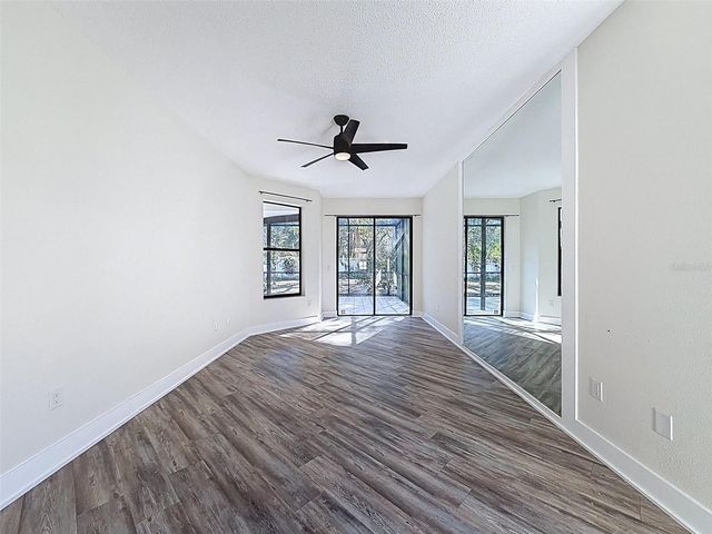 10006 VISTA POINTE DRIVE, Tampa, FL 33635