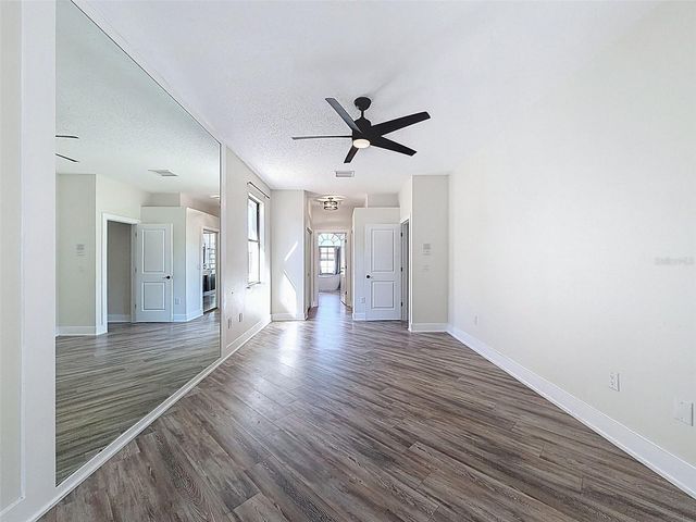 10006 VISTA POINTE DRIVE, Tampa, FL 33635