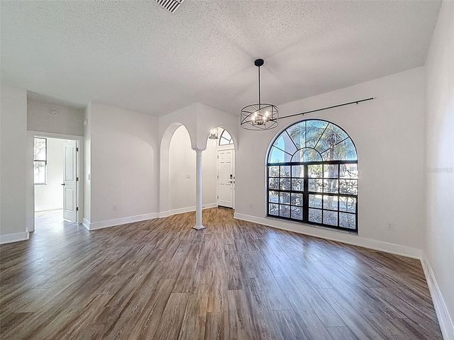 10006 VISTA POINTE DRIVE, Tampa, FL 33635