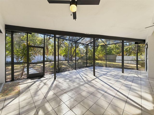 10006 VISTA POINTE DRIVE, Tampa, FL 33635