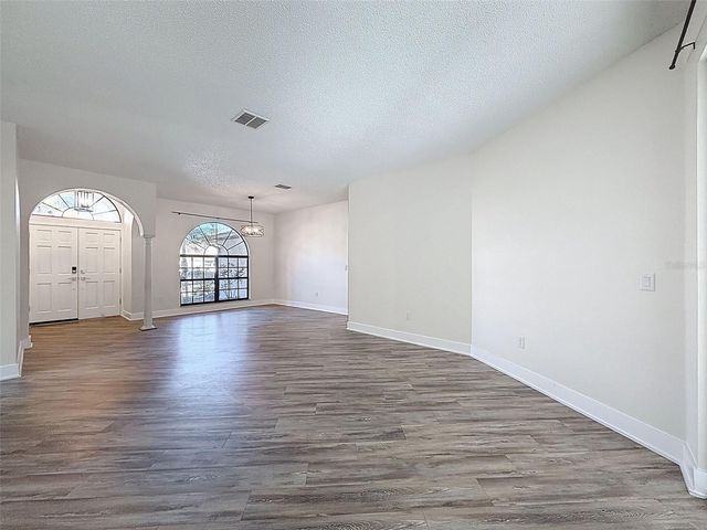 10006 VISTA POINTE DRIVE, Tampa, FL 33635