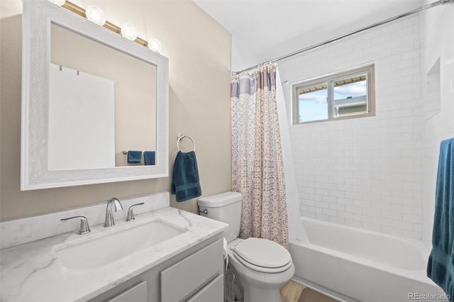 10429 Owens Circle, Broomfield, CO 80021