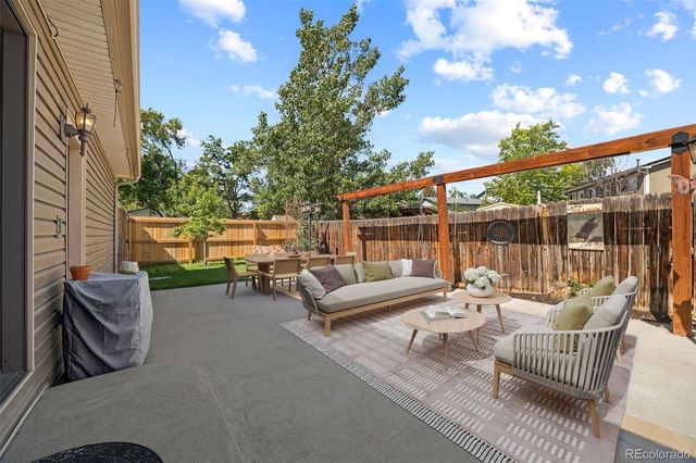 10429 Owens Circle, Broomfield, CO 80021