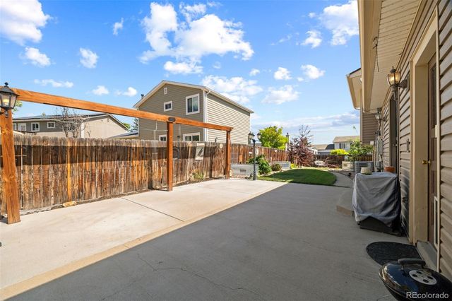 10429 Owens Circle, Broomfield, CO 80021