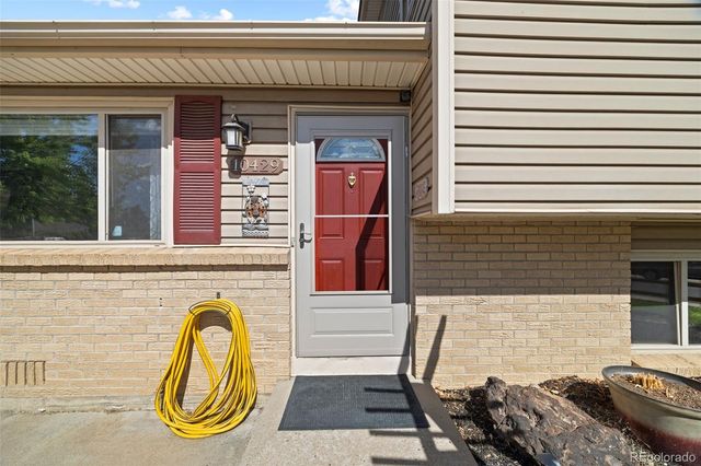 10429 Owens Circle, Broomfield, CO 80021