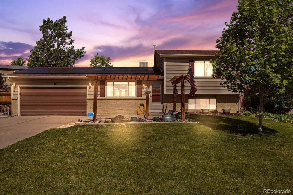 10429 Owens Circle, Broomfield, CO 80021