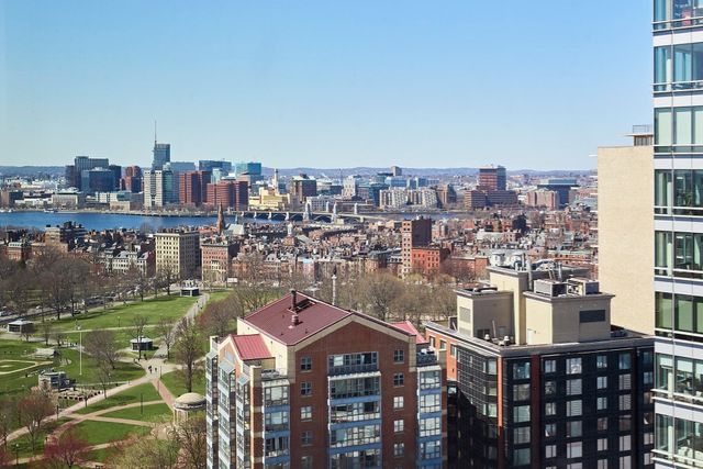 2 Avery 25G, Boston, MA 02111