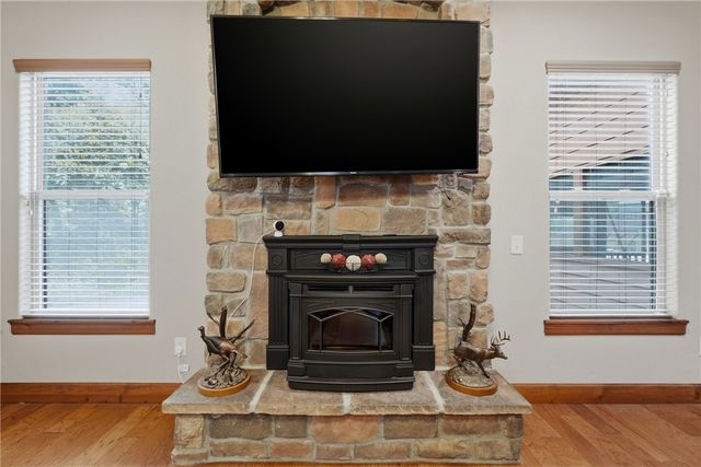 5315 Hayden Road, Pea Ridge, AR 72751