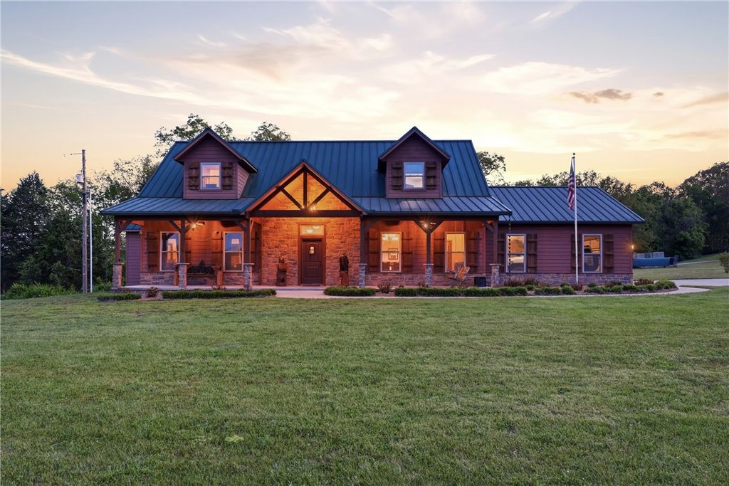 5315 Hayden Road, Pea Ridge, AR 72751