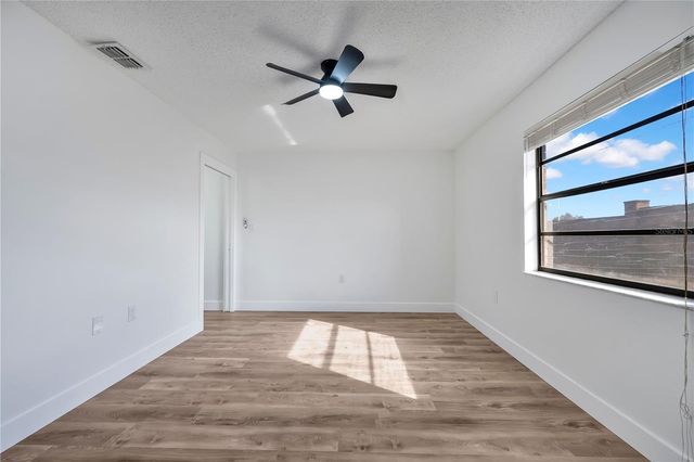 661 LAKE CAROLYN CIRCLE, Lakeland, FL 33813